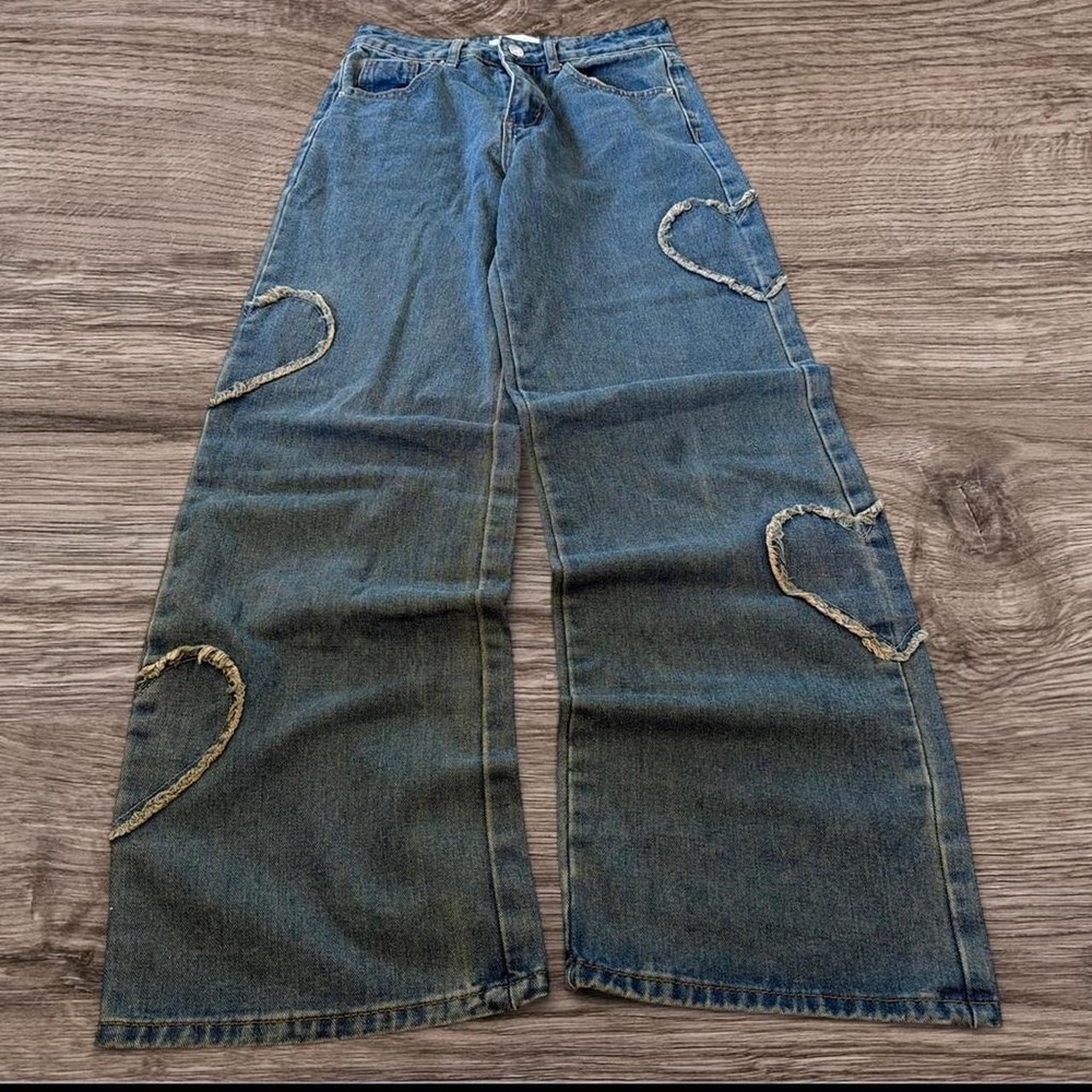 26x28 Blue Baggy Wide Leg Heart Patch Mud Wash Jeans Y2K Grunge